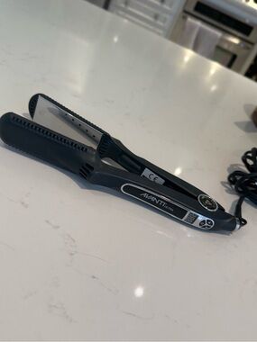 Avanti Black Ceramic Hair Straightener with Silver Plates